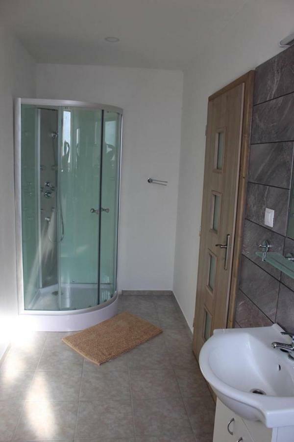 Statek U Krizu Apartment Stare Sedliste Bagian luar foto